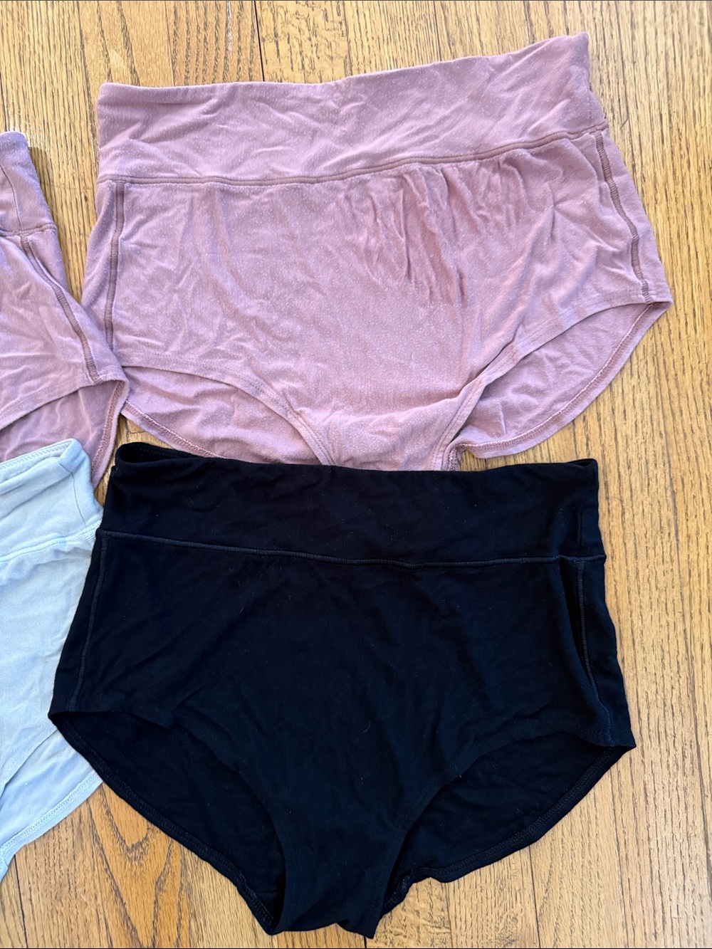 Bodily All In Panty - 4 pairs Size Medium - Picture 3 of 3